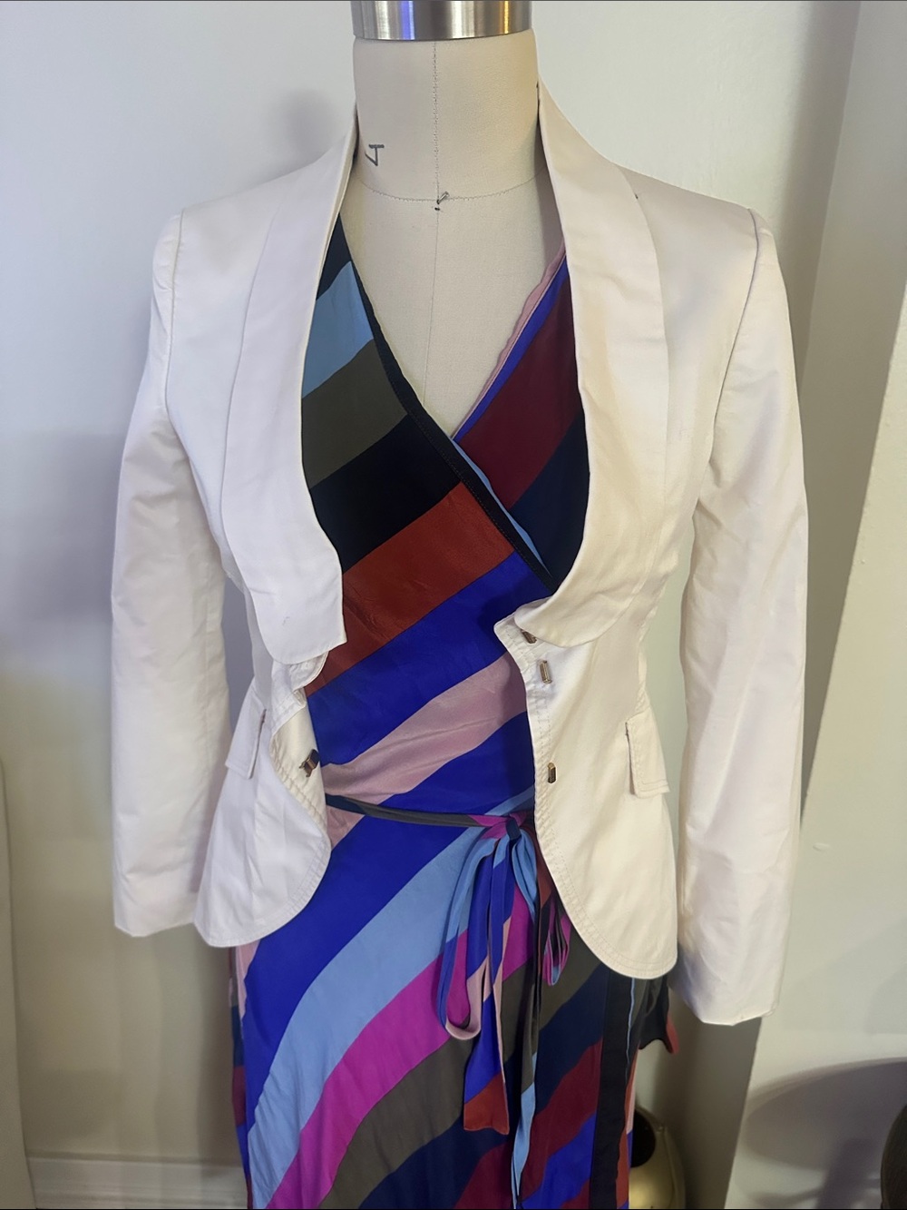 Gucci Cream Tailored Satin-Like Blazer